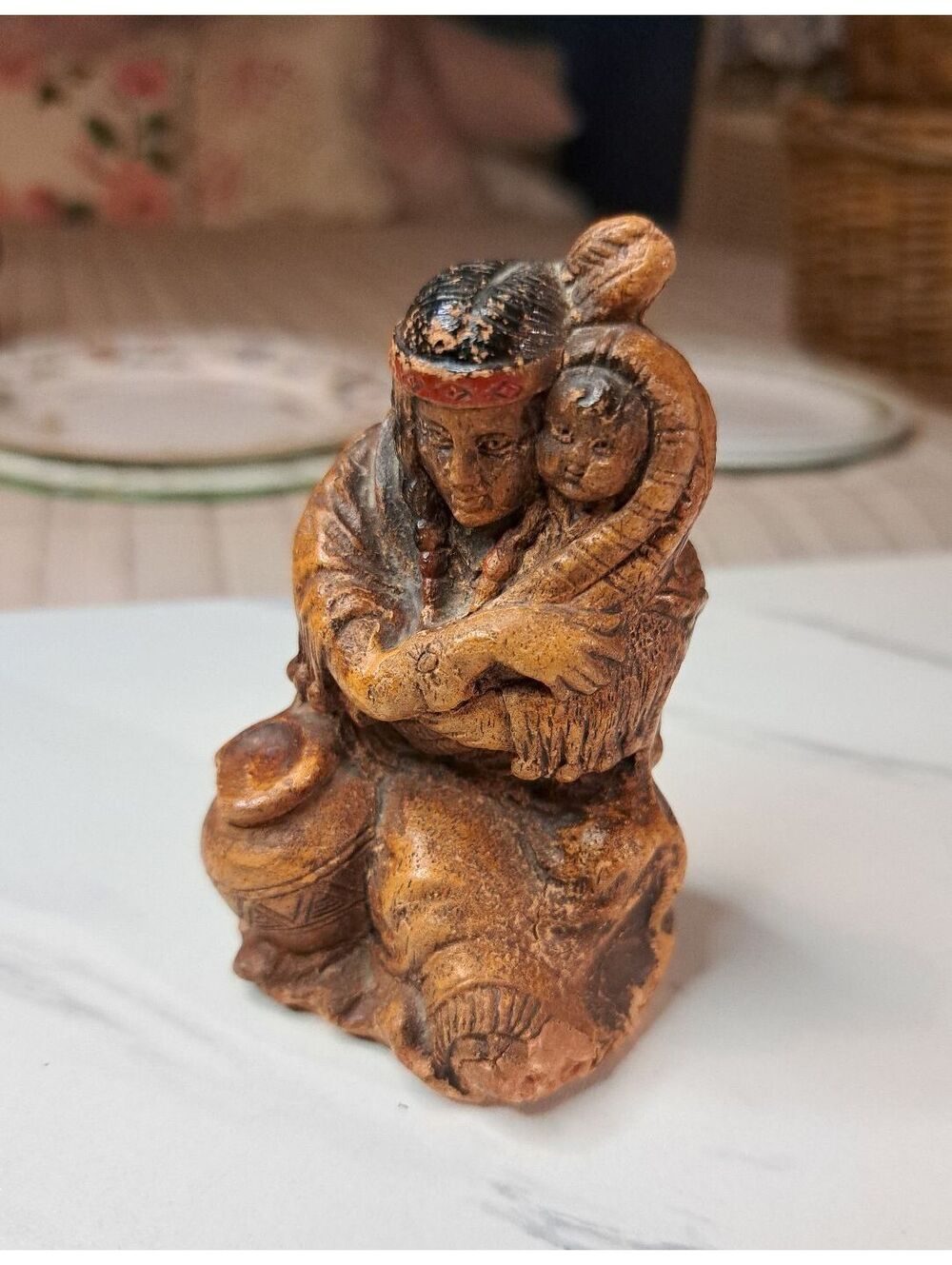 VTG 1950's Syroco Style Indigenous/Native American Mother & Child Figurine 3.5"